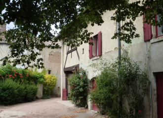 Gîte des Moriers - Domaine  Monrozier à Fleurie dans le Beaujolais - Rhône.