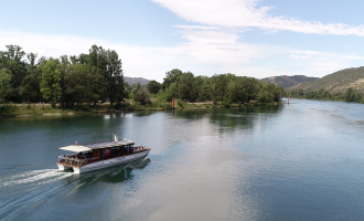 Promenade sur le Rhône avec la Compagnie des Canotiers