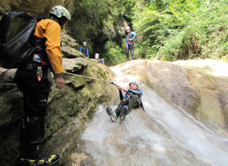 Canyoning in Le Grenand mountain stream