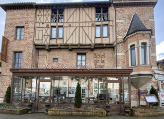 Hôtel La Tour - Cocooning & Gastronomie
