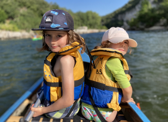 Canoë famille en matinée sous le Pont d'Arc - dès 3 ans - avec Kayacorde