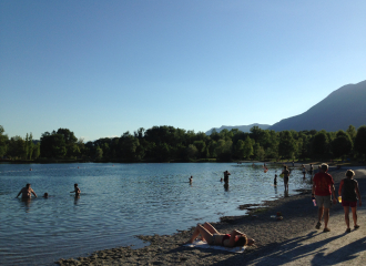 Comfort walk : Lake of Carouge