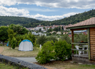 https://www.camping-volvic.com/5/locations-puy-de-dome