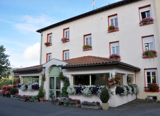 Hôtel Restaurant Le Béfranc - St Bonnet le Château 42380